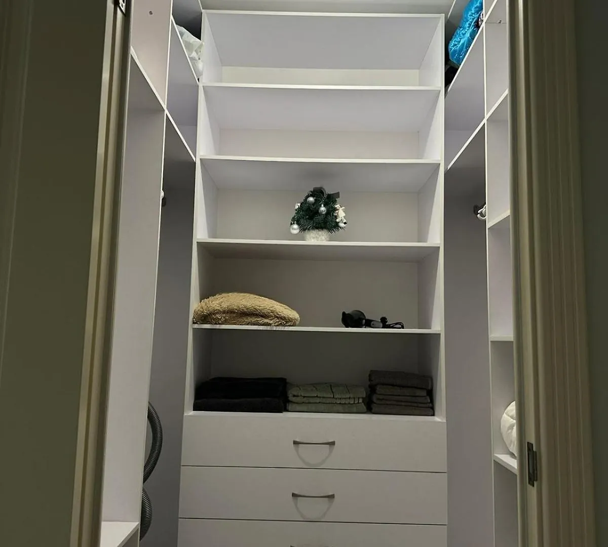 Апартаменты 2 Room Жк Raiymbek Near Mega, F11 Алматы Казахстан