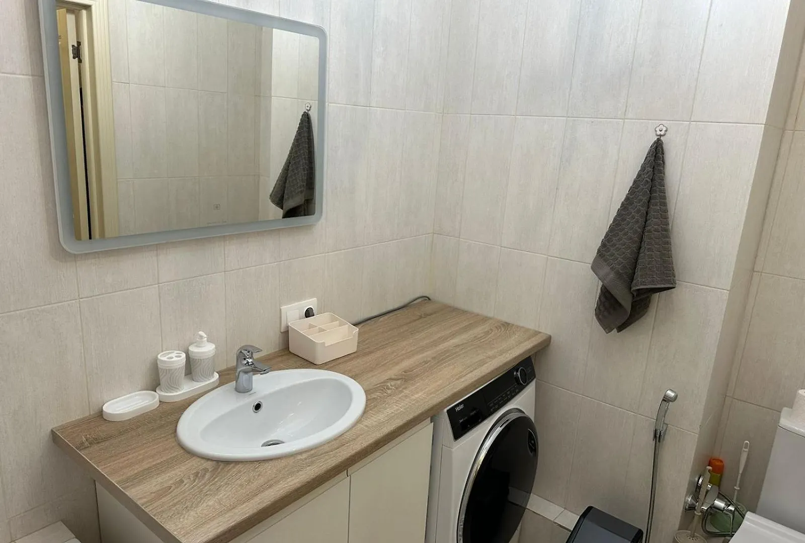 Апартаменты 2 Room Жк Raiymbek Near Mega, F11 Алматы